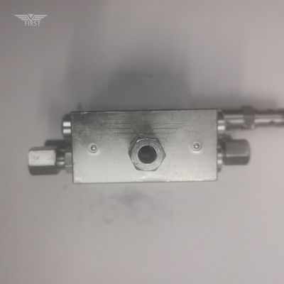 Stainless Steel CD102 Silver Oil Distributor for Offset Printing Press Spare Parts