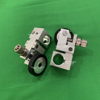 Forwarding Runner Assembly Bracket Rubber Wheel for Heidelberg SM74 SORM with Long Using Life High End Plastic and Quantity Discount