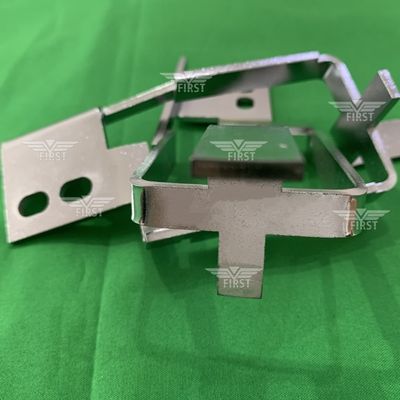 Aluminum Silver SM52  G2.015.456  Paper Stop Bracket & Paper Stop Gear