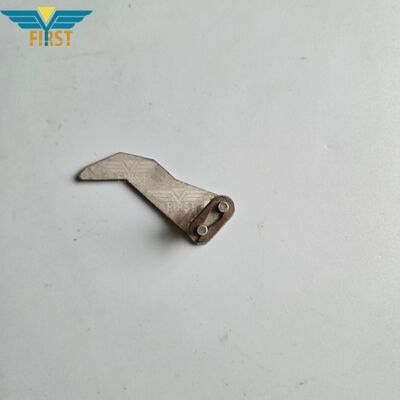 Universal Chain Hook for Sewing Machines - Durable Metal Construction with Long Using Life and Universal Compatibility