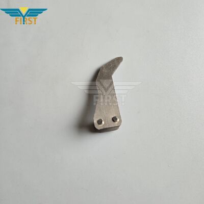 Universal Chain Hook for Sewing Machines - Durable Metal Construction with Long Using Life and Universal Compatibility